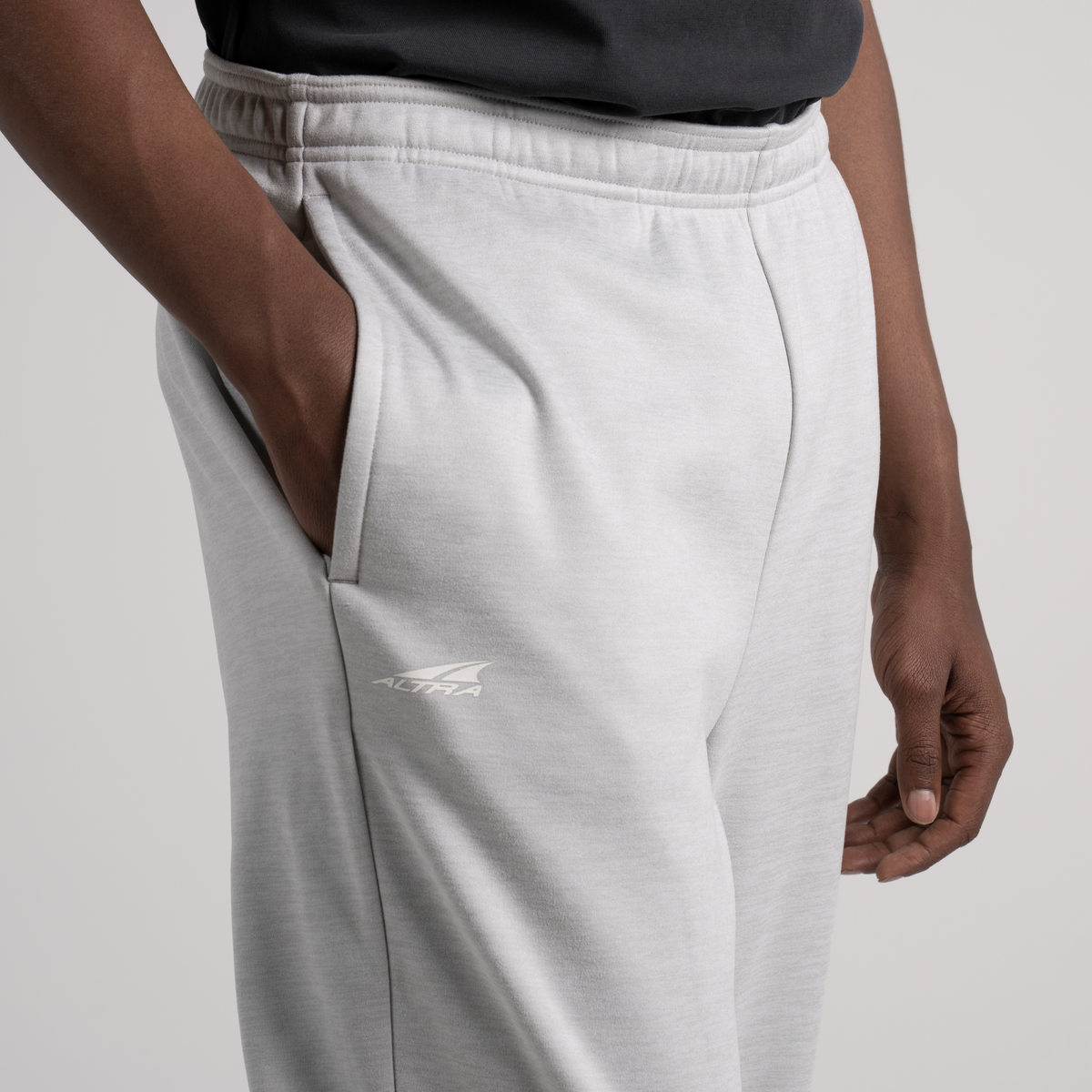 Men's Everyday Jogger - Black | Altra Running US